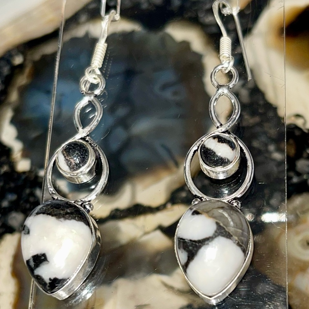 White Buffalo Turquoise Earrings 2 1/2” - Picture 8 of 17